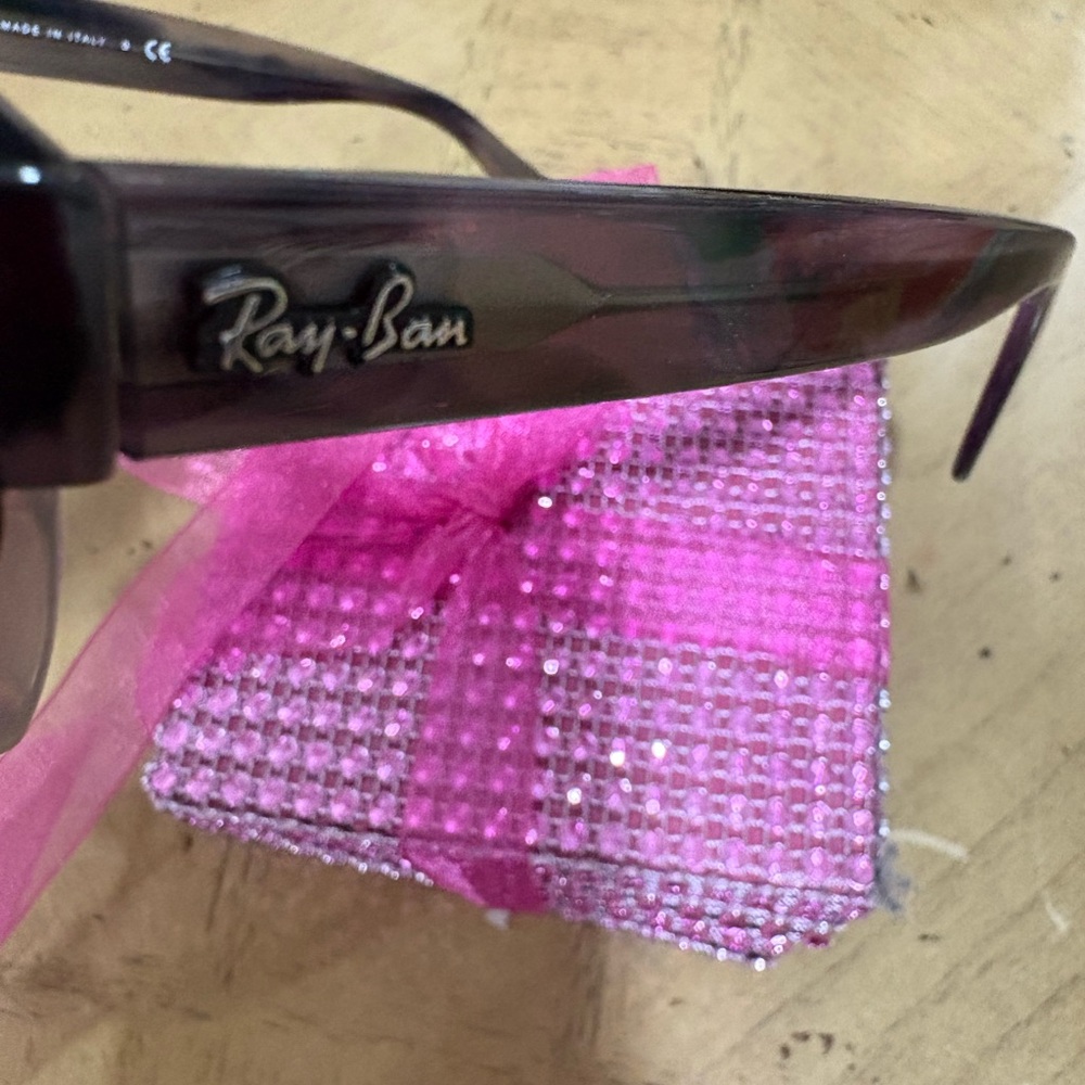 Ray-Ban Black Sunglasses